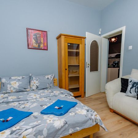 Top Center, 3Bdr, Heart Of The City, Free Secured Parking Sofia Exterior foto